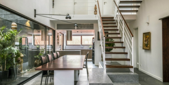 Mua nhà đất thổ cư Hồ Tây đường Âu Cơ vài bước ra chợ hướng Tây Bắc giá thương lượng